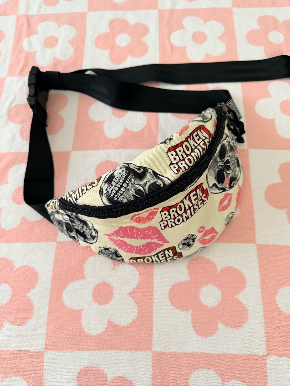 Broken Promises Cream & Black Skull Print Crossbody Fanny Pack